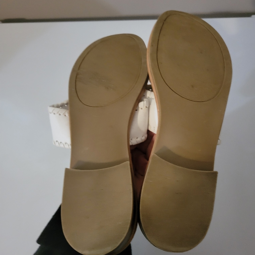 sz 9 sandals - Picture 3 of 4